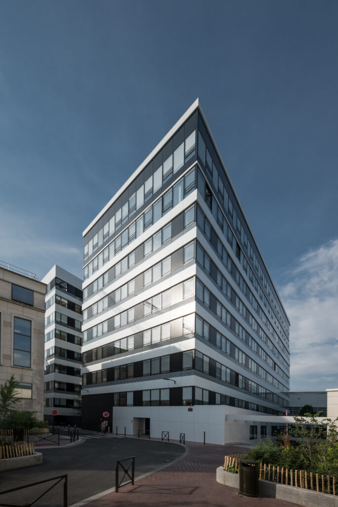 LE HUB 1