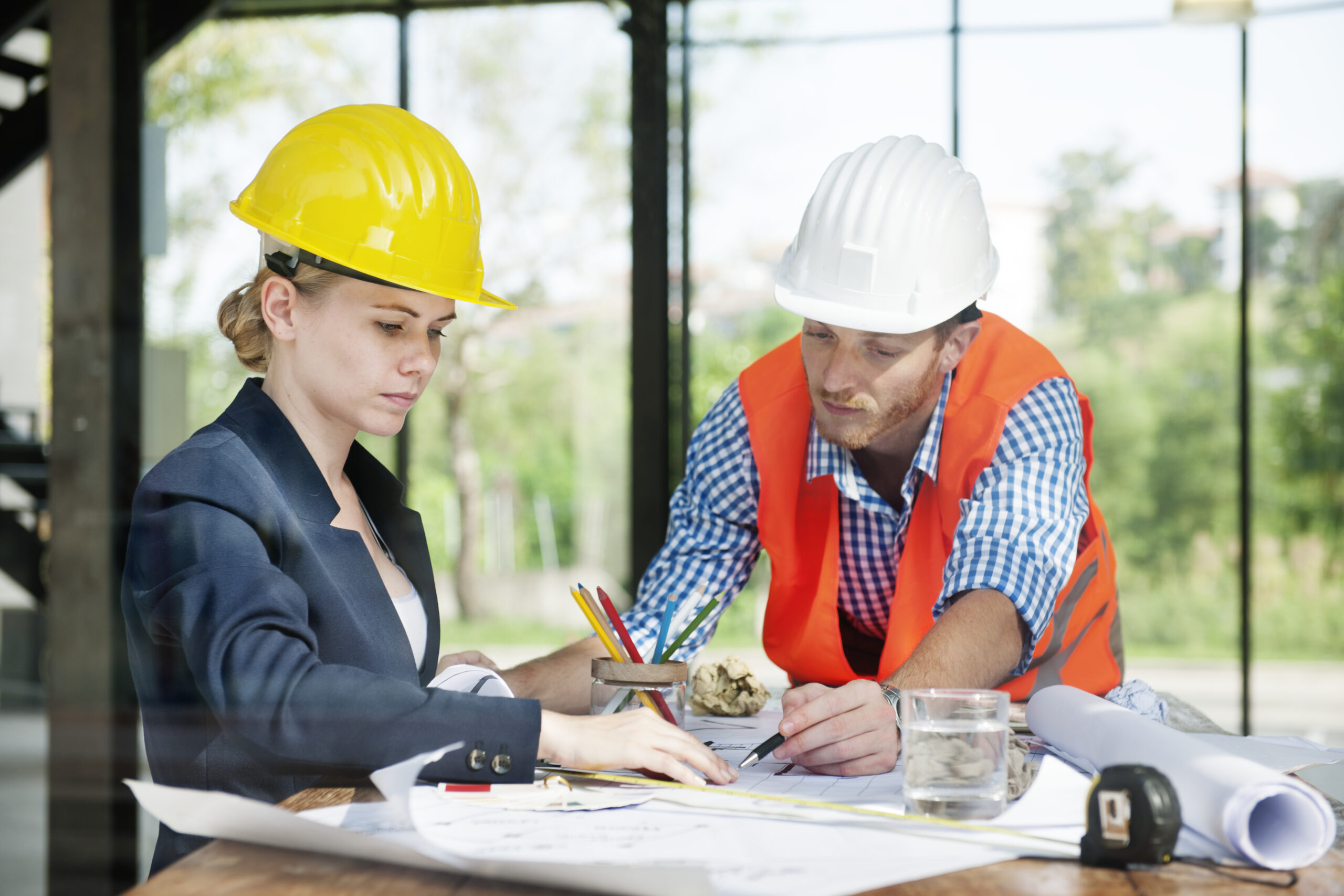 architect engineer discussion brainstorming construction concept scaled