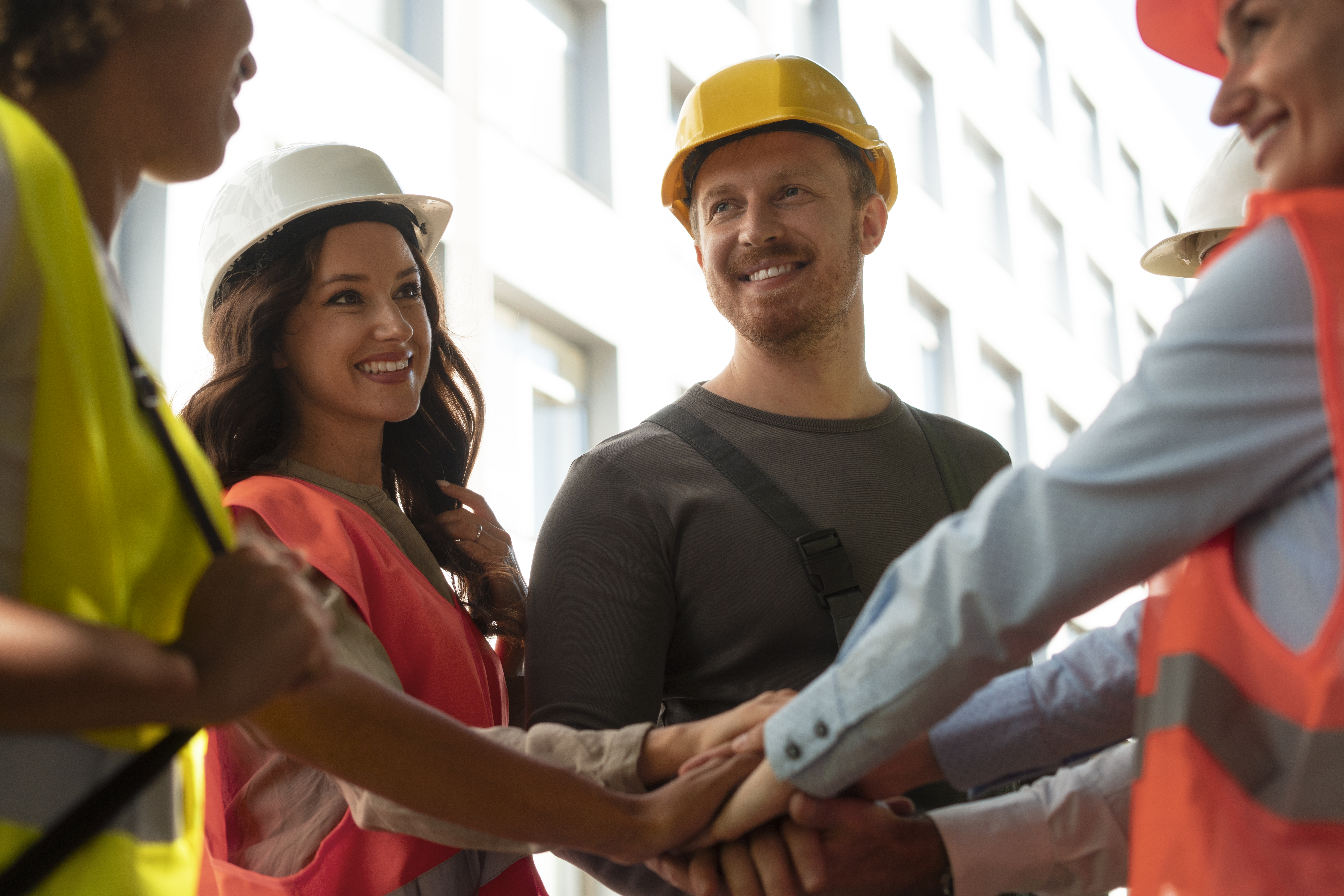 Directeur.trice Projet - Datacenter 3 labor union members working together1
